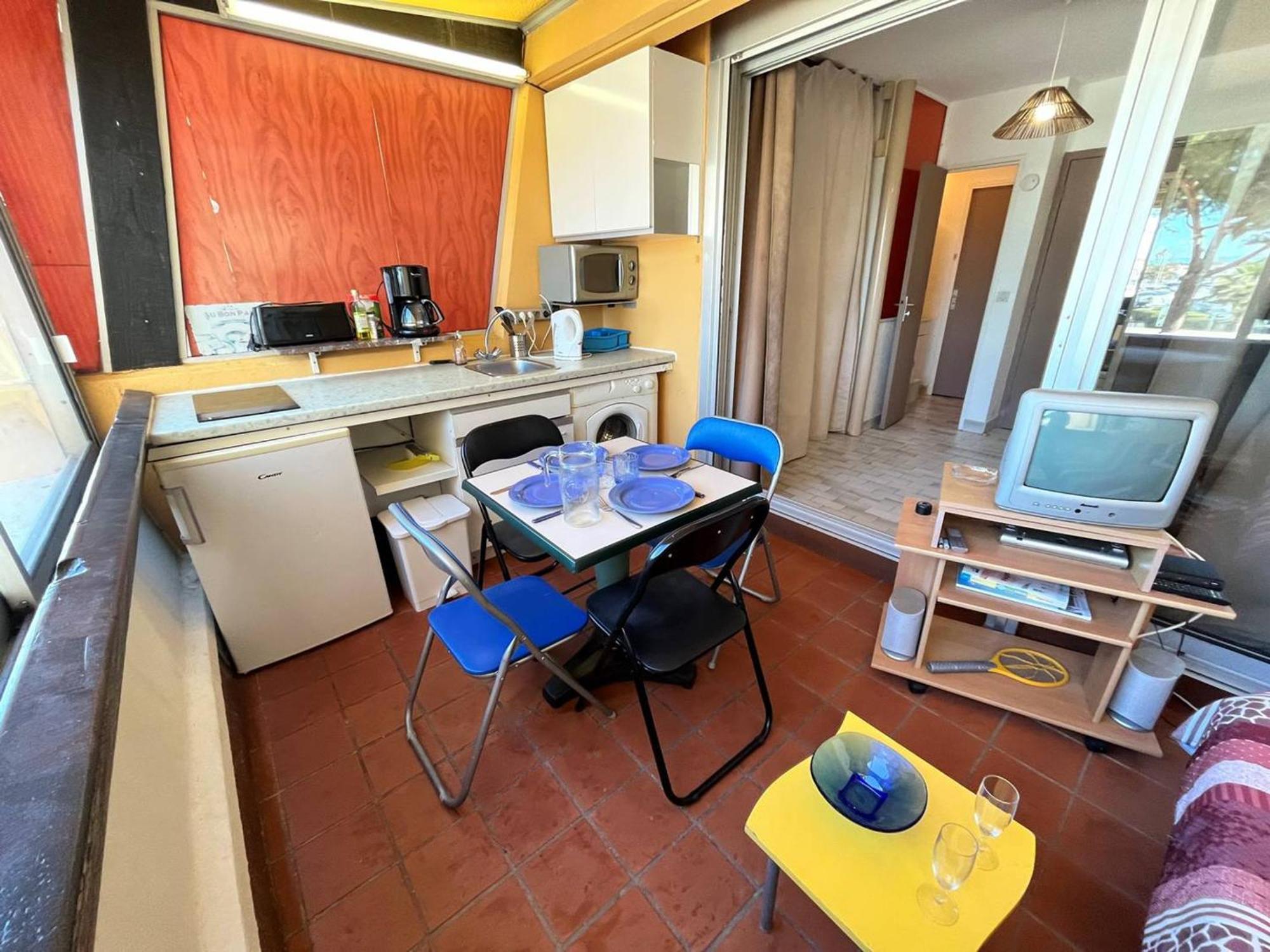 Studio Naturiste Avec Parking Au Cap D'Agde, Proche Plage - Fr-1-249A-15 Apartment Exterior photo